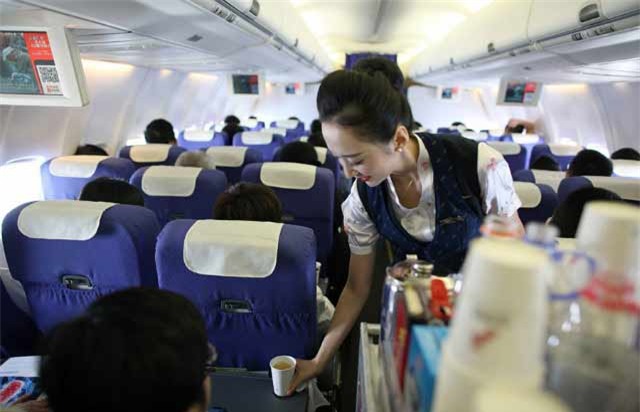 Nữ tiếp viên hàng không xinh đẹp nhất thế giới