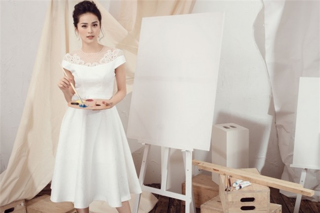 Tấm Hạ Vi "gây thương nhớ" với ren trắng xuyên thấu - 3