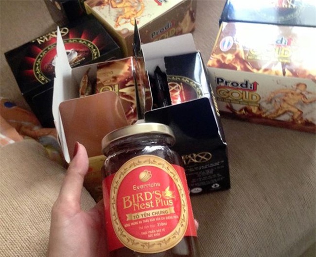 Sinh vien lua bo tham gia da cap tai Sai Gon hinh anh 1