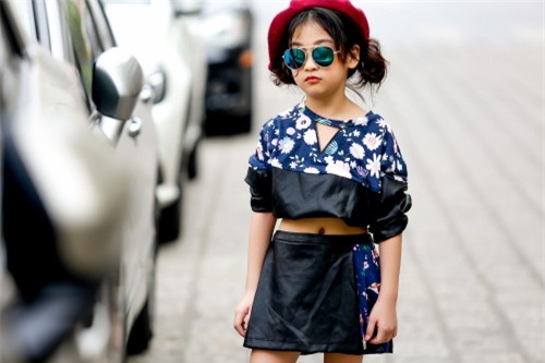 thien than 7 tuoi ha noi di dau cung sang nhat pho vi mac cuc chat - 6