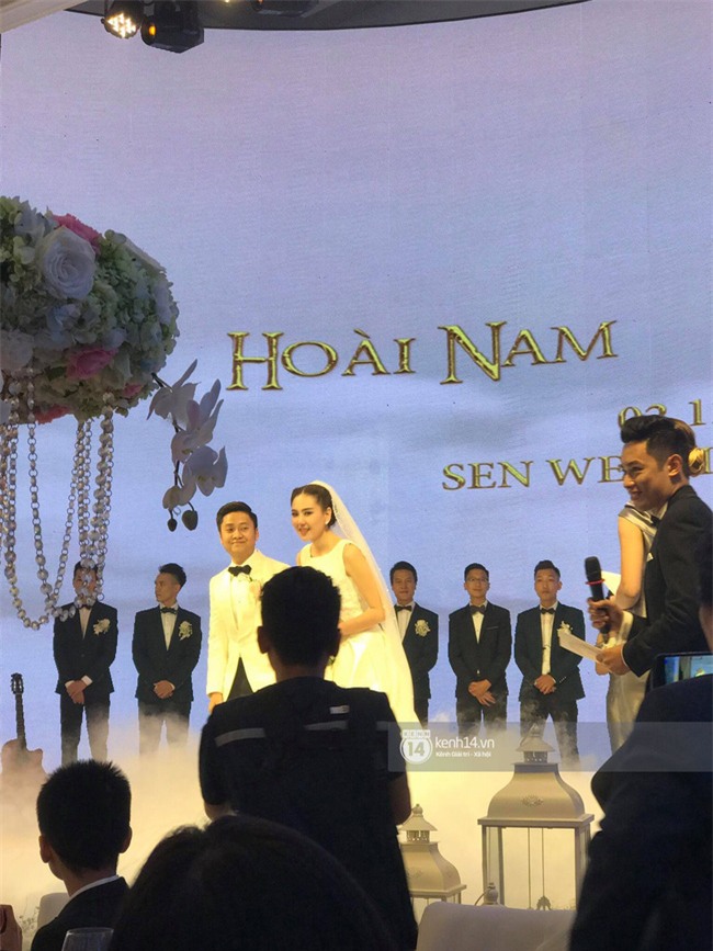 Đám cưới MC Mai Ngọc: Không gian lộng lẫy, cầu kỳ, xứng đáng là đám cưới sang chảnh nhất Hà Nội hôm nay - Ảnh 17.