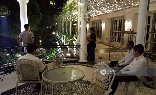 Đám cưới MC Mai Ngọc: Không gian lộng lẫy, cầu kỳ, xứng đáng là đám cưới sang chảnh nhất Hà Nội hôm nay - Ảnh 7.