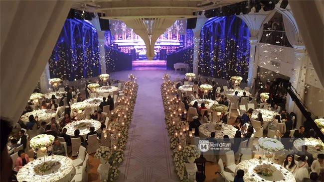 Đám cưới MC Mai Ngọc: Không gian lộng lẫy, cầu kỳ, xứng đáng là đám cưới sang chảnh nhất Hà Nội hôm nay - Ảnh 9.