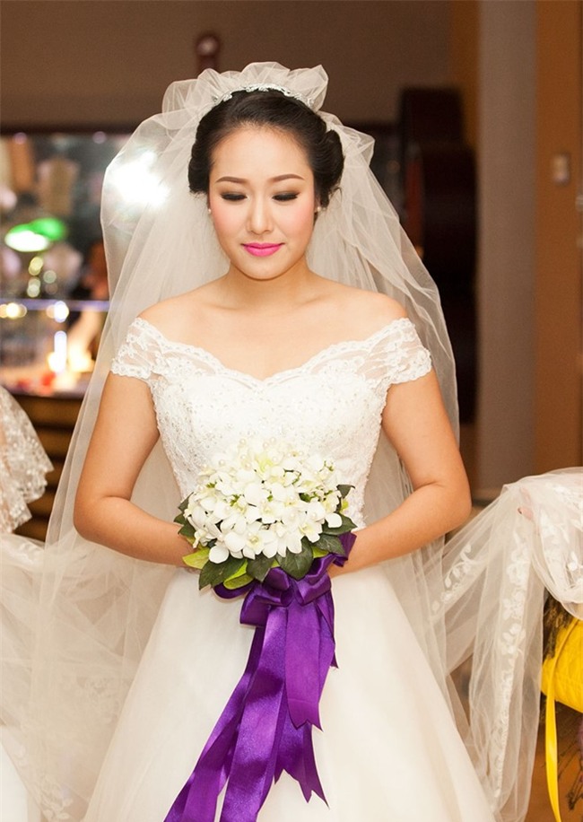 cham diem chiec vay trong dai nhat cuoc doi cua cac hoa hau viet - 1