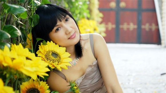 Dien vien Hien Mai ke bi nguoi than lua 1,6 ty dong hinh anh 1