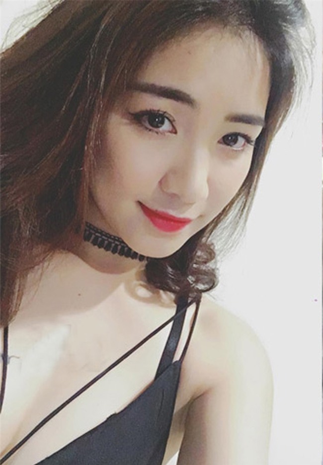 sau chia tay, hoa minzy "doi xu" voi hinh xam ten cong phuong o nguc trai the nay hinh anh 7