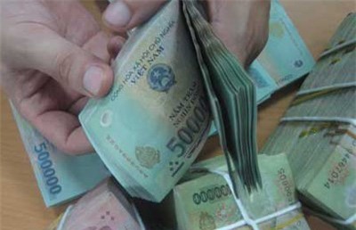 Thưởng Tết tiền tỷ, căn hộ, ô tô: Buôn bất động sản lại 'phất như diều'