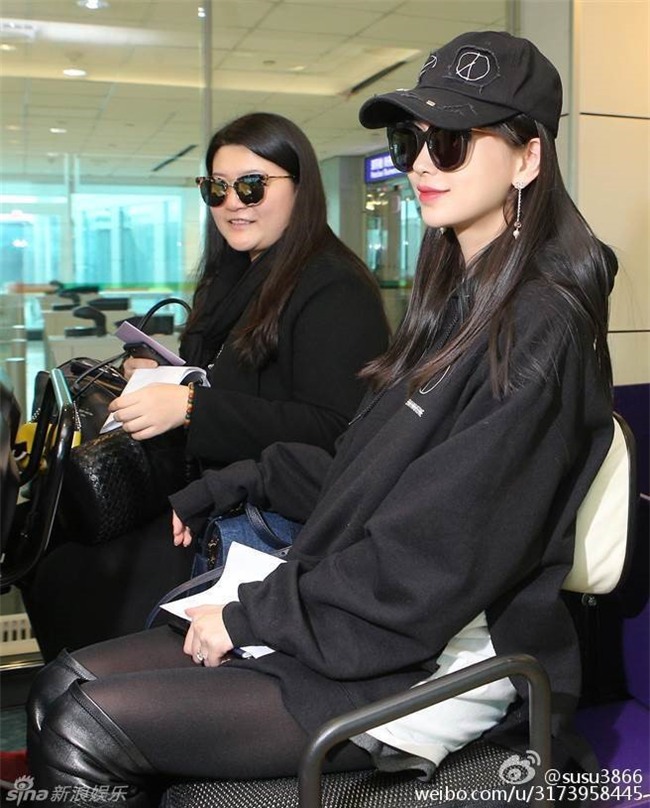 Chăm vợ con tốt hơn Hoắc Kiến Hoa, Huỳnh Hiểu Minh cười khi bị cho là làm màu - Ảnh 1.