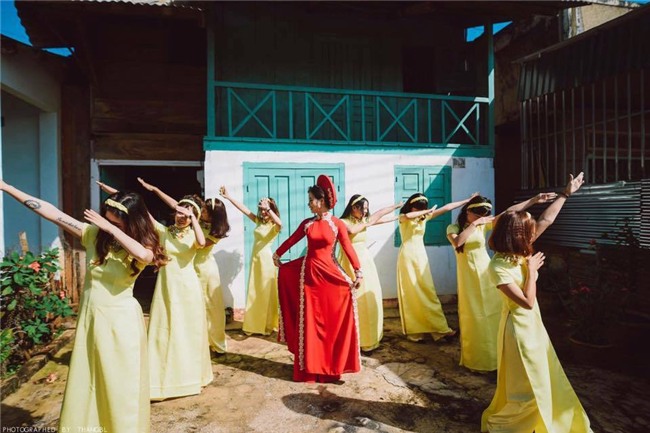 cuoi ngoac mieng voi nhung “doi quan