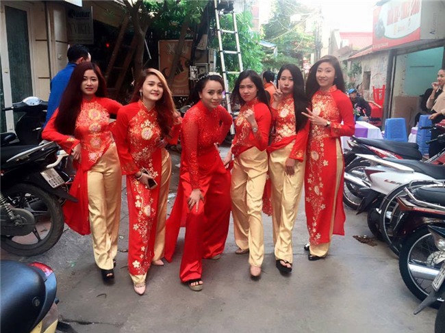 cuoi ngoac mieng voi nhung “doi quan