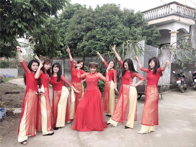 cuoi ngoac mieng voi nhung “doi quan