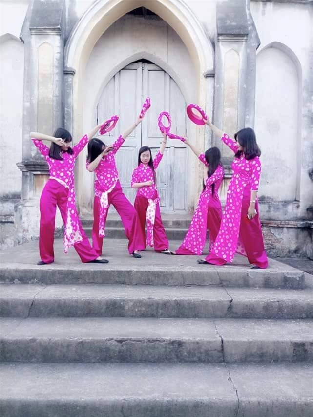 cuoi ngoac mieng voi nhung “doi quan