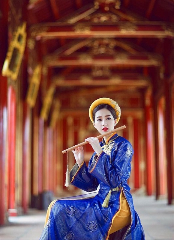 Hoa hậu Đặng Thu Thảo hóa thiếu nữ xưa xinh đẹp đài các 4