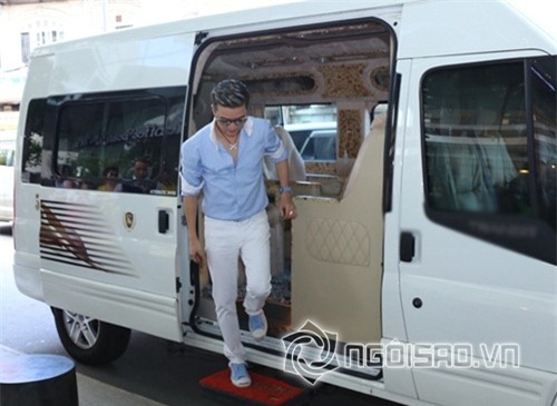 Đàm Vĩnh Hưng khoe của 0