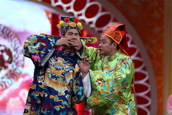 Xuân Bắc- Tự Long trong chương trình Táo quân 2016.