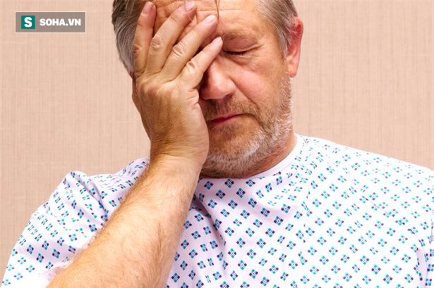 Kể cả đang khỏe mạnh, nếu thấy 10 dấu hiệu sau nam giới phải khám ngay vì rất dễ ung thư - Ảnh 1.