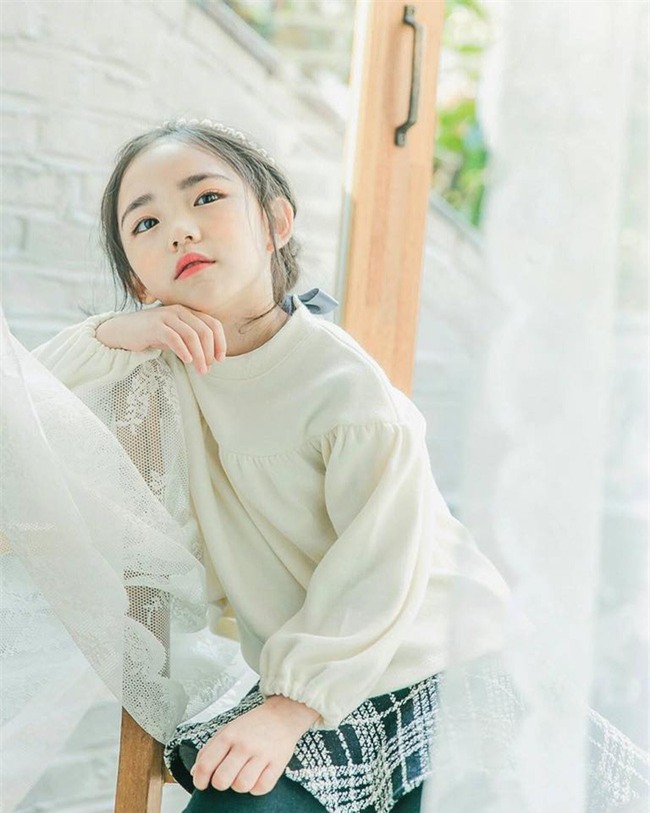 Chân dung cô bé Hàn Quốc xinh đẹp đến mức có thể khiến trái tim bạn tan chảy - Ảnh 3.