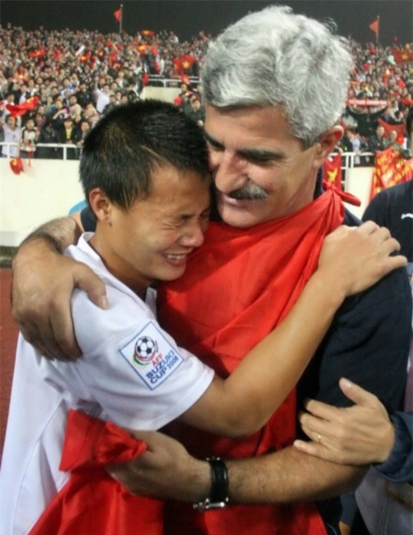 Ong Calisto chuc Viet Nam nguoc dong thanh cong hinh anh 2