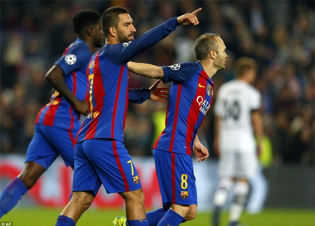 Barca thắng 4 sao nhờ hat-trick của Turan và bàn mở tỷ số của Messi - Ảnh 9.