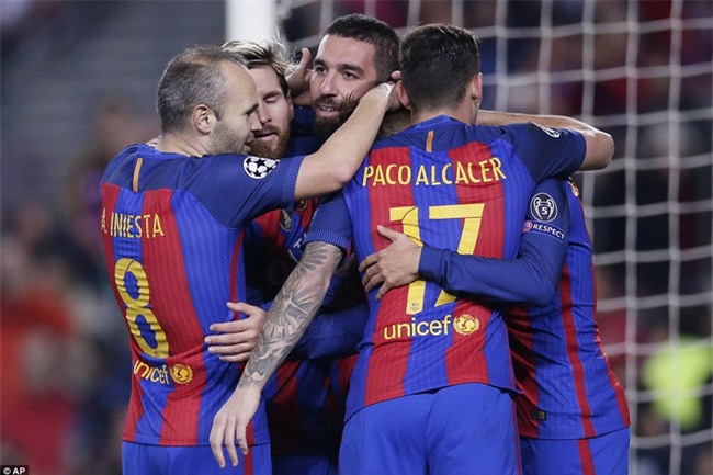 Barca thắng 4 sao nhờ hat-trick của Turan và bàn mở tỷ số của Messi - Ảnh 10.