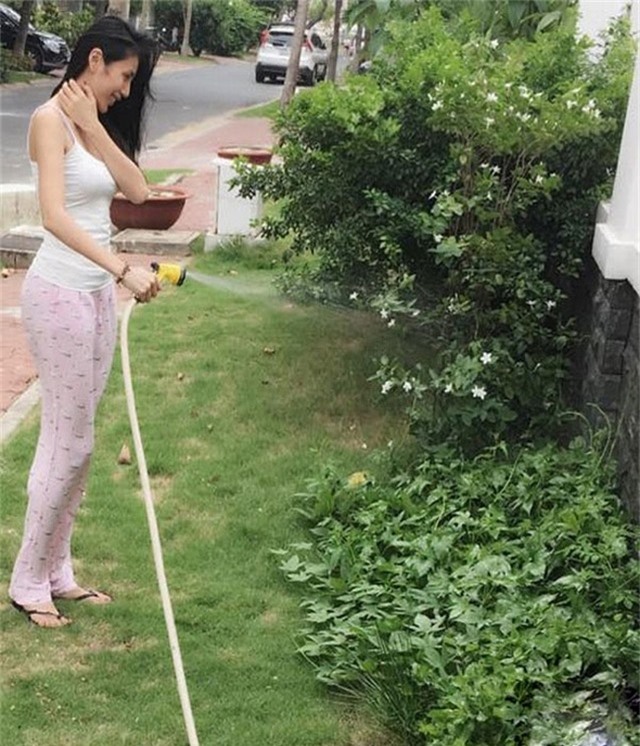 khong ngo "bo" cua tuyen viet nam nong bong lan at vo cac cau thu indonesia hinh anh 4