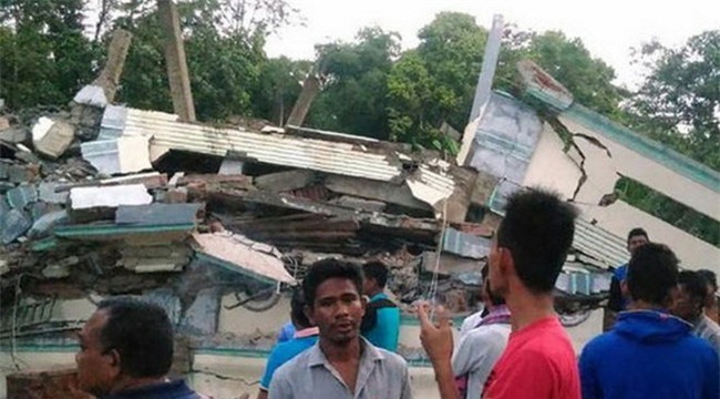 Indonesia động đất mạnh, ít nhất 18 người chết - Ảnh 3.