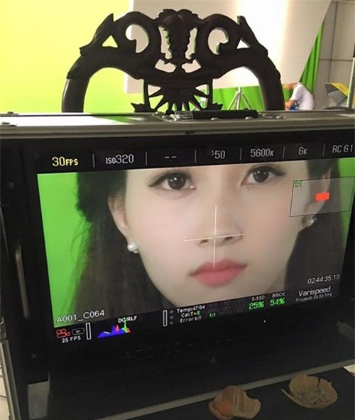 bat ngo voi hinh anh chua qua chinh sua photoshop cua thu thao - 1