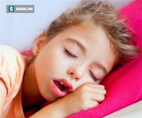 Sai lầm nghiêm trọng khiến trẻ viêm mũi, viêm họng quanh năm nhưng nhiều cha mẹ không để ý - Ảnh 1.