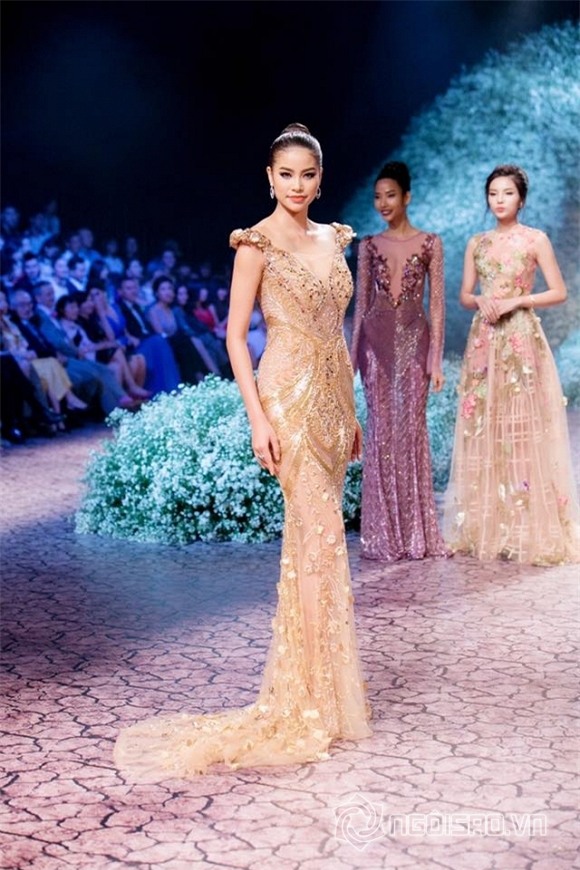 Hoa hậu Phạm Hương 2016 4