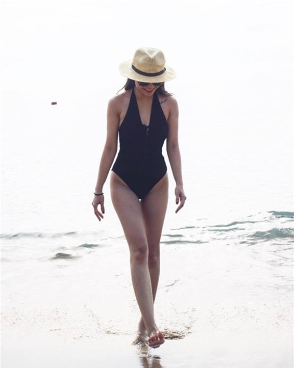 Độ gợi cảm "chết người" của 2 MC dáng chuẩn nhất VTV - 3