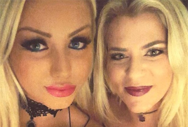 dam “cam sung” dai gia u60, co gai 25 tuoi nhan cai ket dau long… - 4