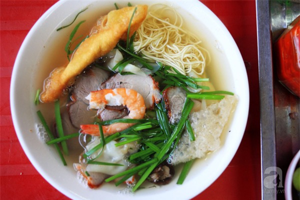 mi-van-than-ngon-ơ-ha-noi