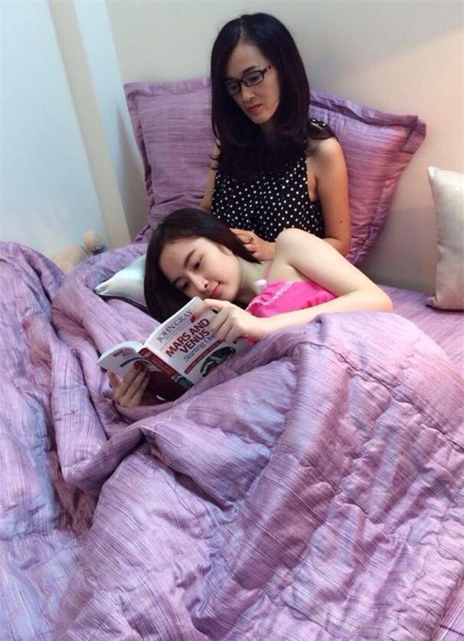 angela phuong trinh nong bong gap boi khi o nha hinh anh 9