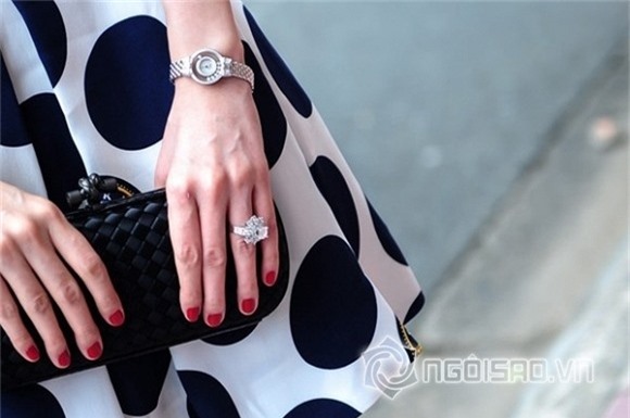 Bằng tuổi nhưng Hari Won phải ngả mũ trước độ giàu có và chịu chi của 2 sao việt này 6