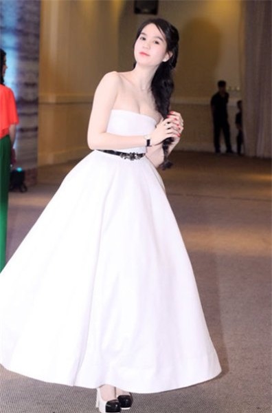 ngoc-trinh-phunutoday 3