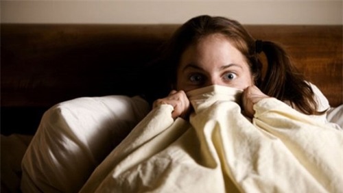 7 dau hieu cho thay ban sap bi hao tien, ton cua - 1