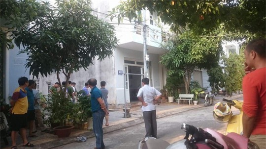 ban an gay bi thuong, tranh cai - 1