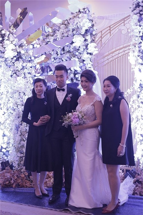 Chồng Huỳnh Lý Đông Phương 1