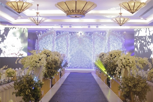 Chồng Huỳnh Lý Đông Phương 0