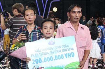 vietnam-idol-kids-2016-ho-van-cuongmojp-ngoisao.vn-w440-h293 0