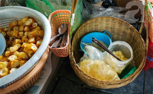 cháo sườn hàng bồ