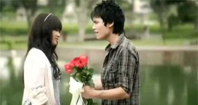 nha phuong thoi 17 tuoi cuc dang yeu va "sexy" nhung van bi truong giang che "xau hoac" hinh anh 11