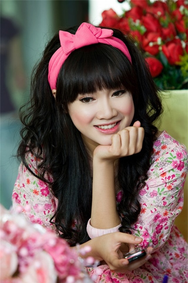 nha phuong thoi 17 tuoi cuc dang yeu va "sexy" nhung van bi truong giang che "xau hoac" hinh anh 20