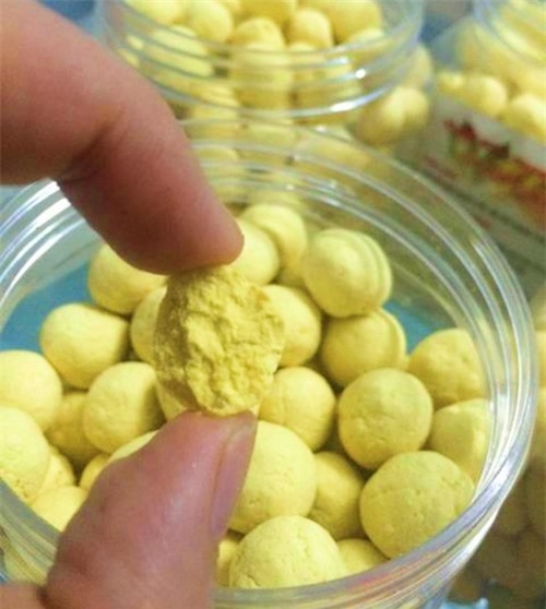 Cách làm viên nghệ mật ong 2