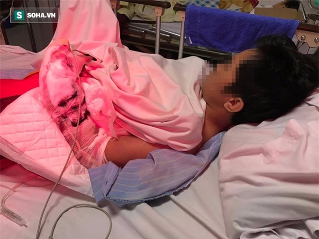 Gia đình, hàng xóm nói gì về nam thanh niên tự chặt tay mình? - Ảnh 5.