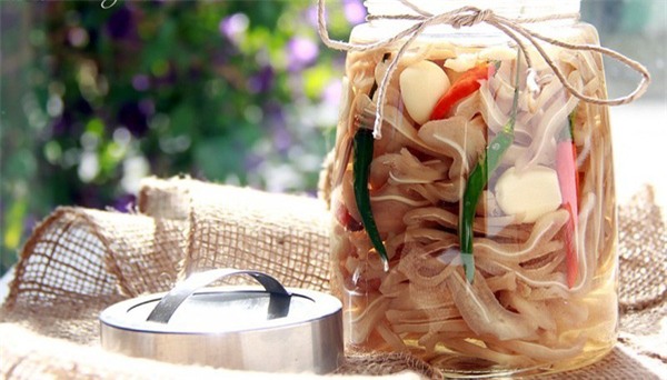 nhận biết giấm sạch