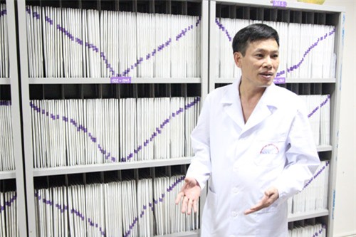 chu quan voi vet bam tim tren da, nam benh nhan tu vong vi xuat huyet nao - 1