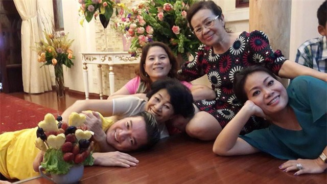 Có 1 người phụ nữ kín tiếng trong gia đình mà Đàm Vĩnh Hưng hết mực thương yêu - Ảnh 9.