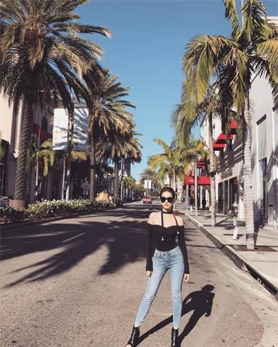 Cuộc sống trong mơ của Ngọc Trinh trước khi bị đồn yêu tỉ phú USD - Ảnh 11.