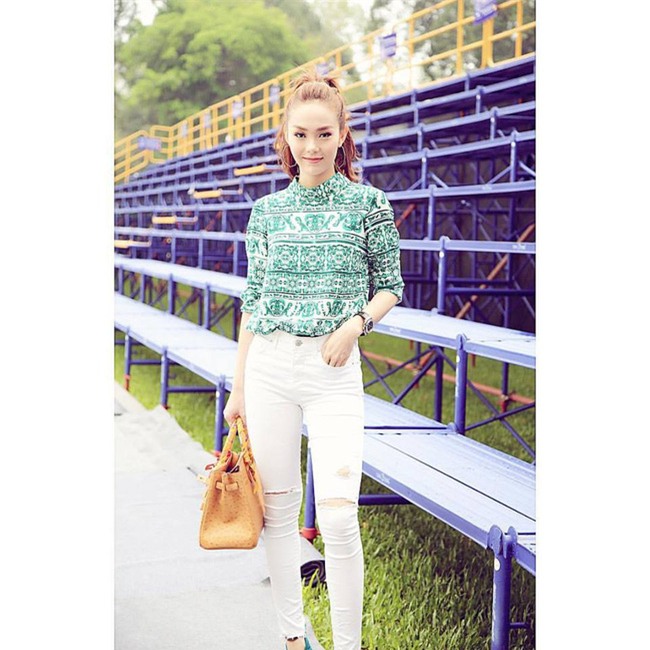 Hà Tăng bầu bí mà vẫn thon gọn, Kỳ Duyên khoe khéo loạt đồ hiệu mới sắm - Ảnh 18.